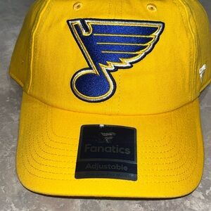 ST. LOUIS BLUES FANATICS STRAPBACK HAT ***NWT***